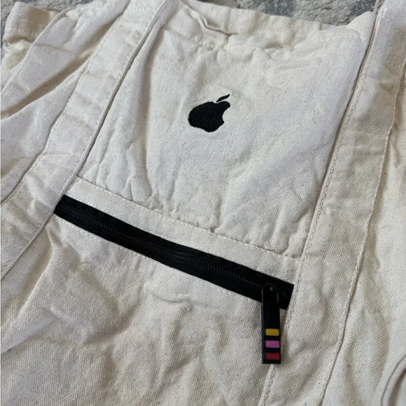 Apple embroidered tan tote with zippers - Picture 2 of 3